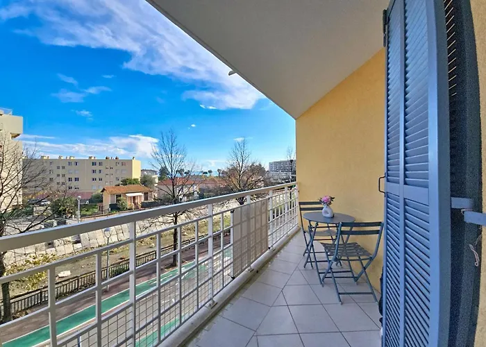 Superbe Avec Balcon Vue - Ac, Wifi, 2 Apartment