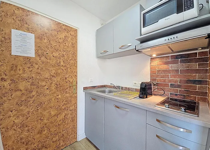 Superbe Avec Balcon Vue - Ac, Wifi, 2 Apartment *